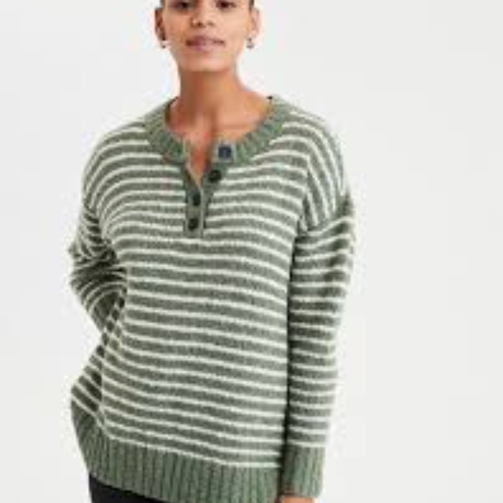 American Eagle Outfitters Oversize Jegging Fit Henley Pullover Sweater Size S